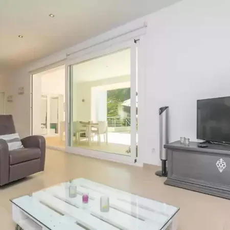 Carritx 4 With Private Pool كالا راتخاذا